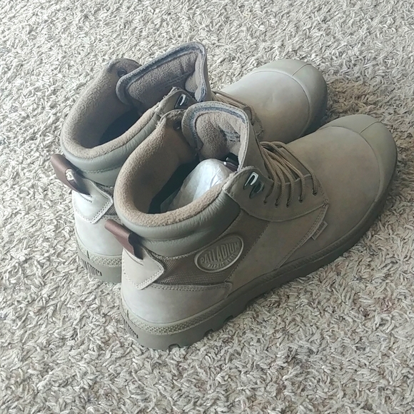 Gray Palladium leather boots - Picture 7 of 14